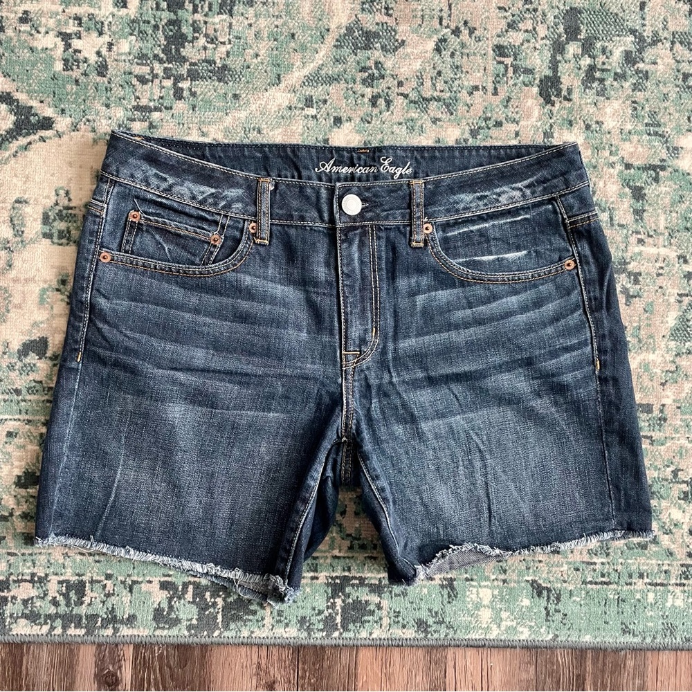 American Eagle AEO Cut Off Blue Jean Denim Shorts Sz 12 Dark Wash 100% Cotton